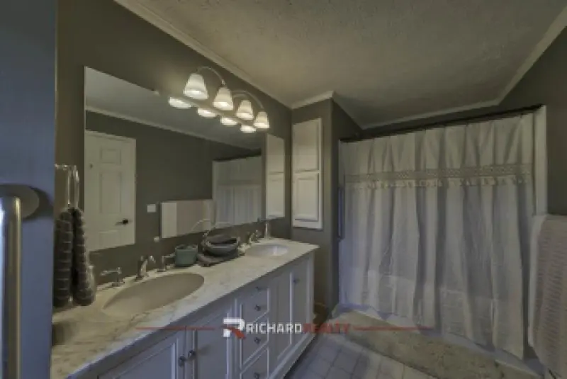 2480 Hwy 20 Greybull #15