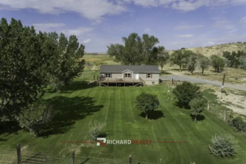 2480 Hwy 20 Greybull #2