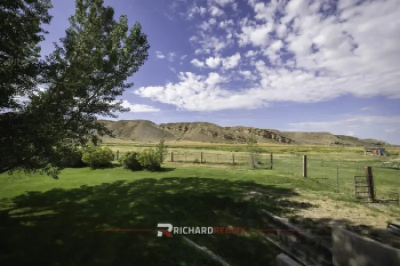 2480 Hwy 20 Greybull #40