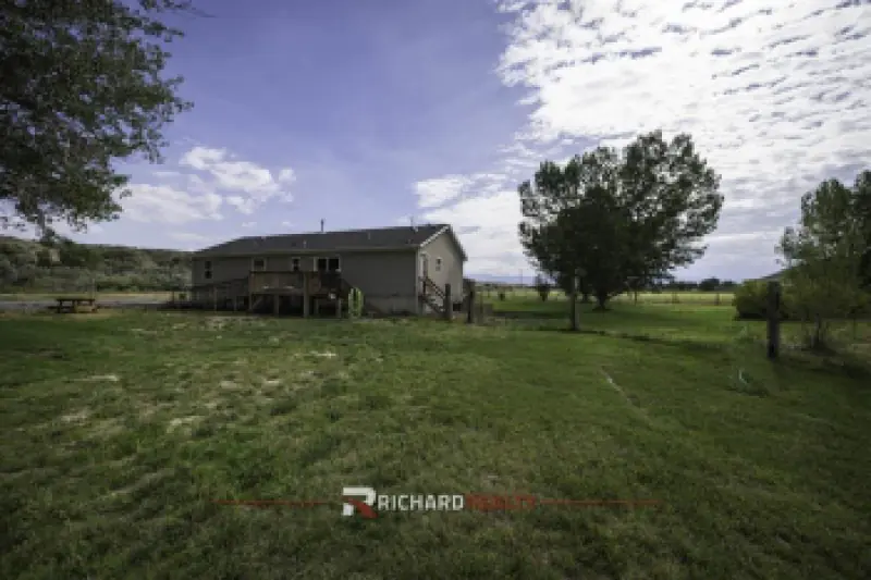 2480 Hwy 20 Greybull #44