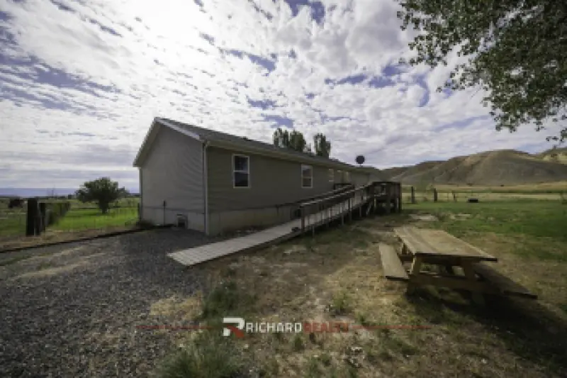 2480 Hwy 20 Greybull #45