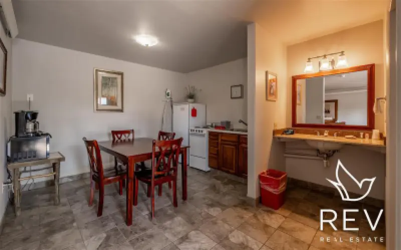 1701 Central Ave Cody #11