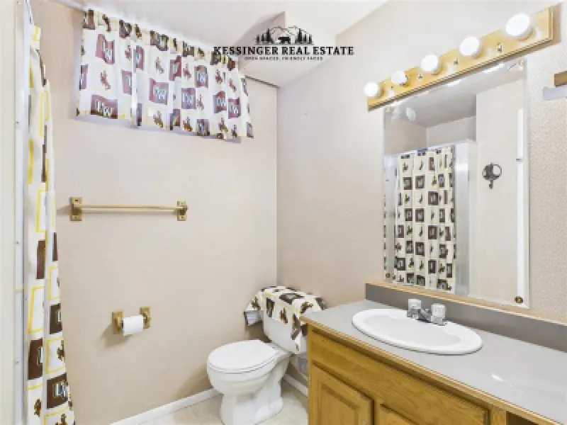 225 22nd St Worland #12
