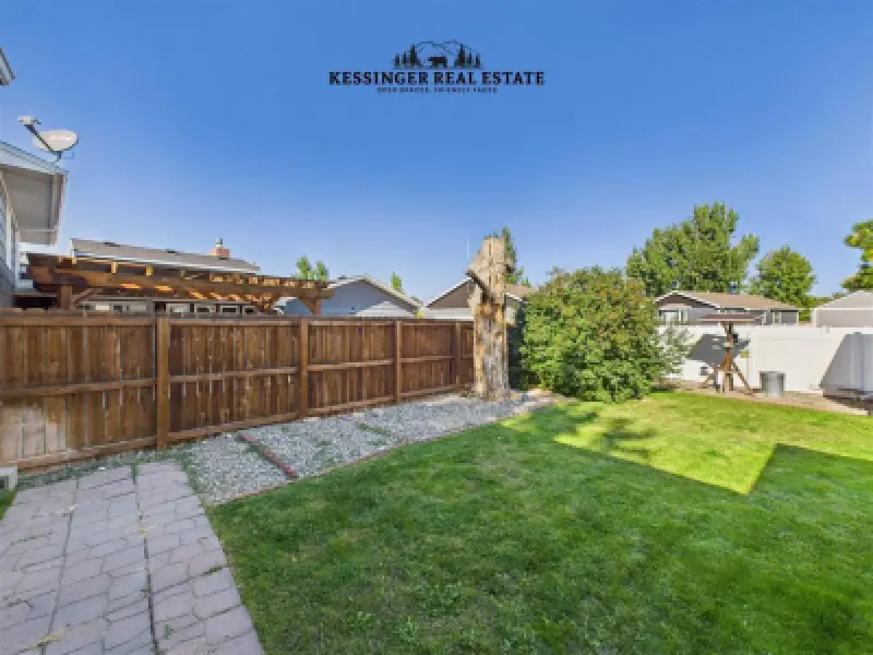225 22nd St Worland #16