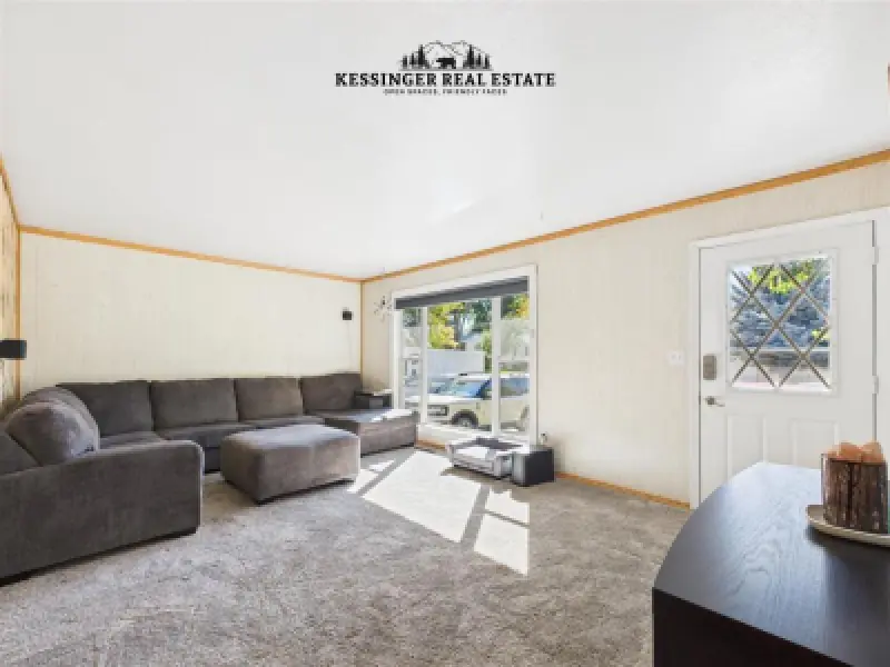 225 22nd St Worland #2