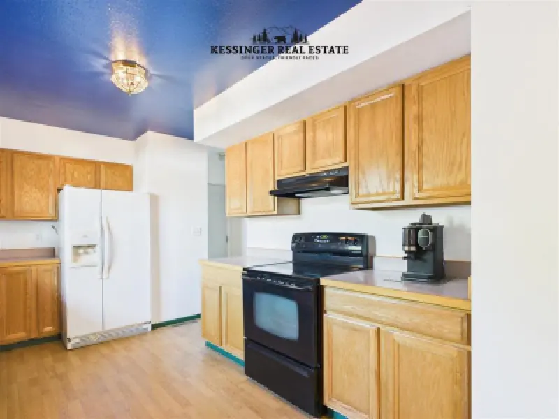 225 22nd St Worland #4