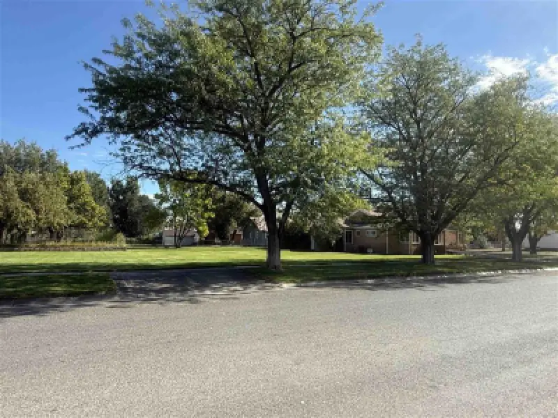 307 3rd St Lovell #4