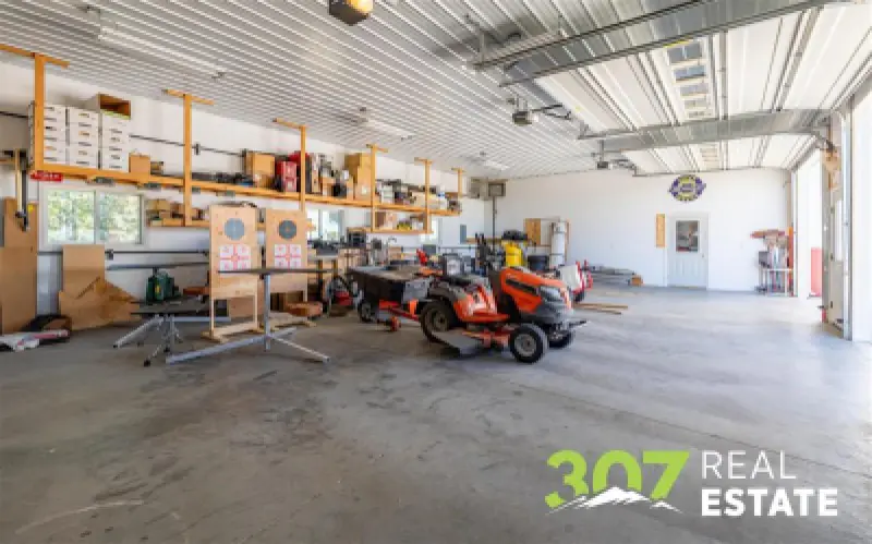 1010 Lane 11 Powell #92