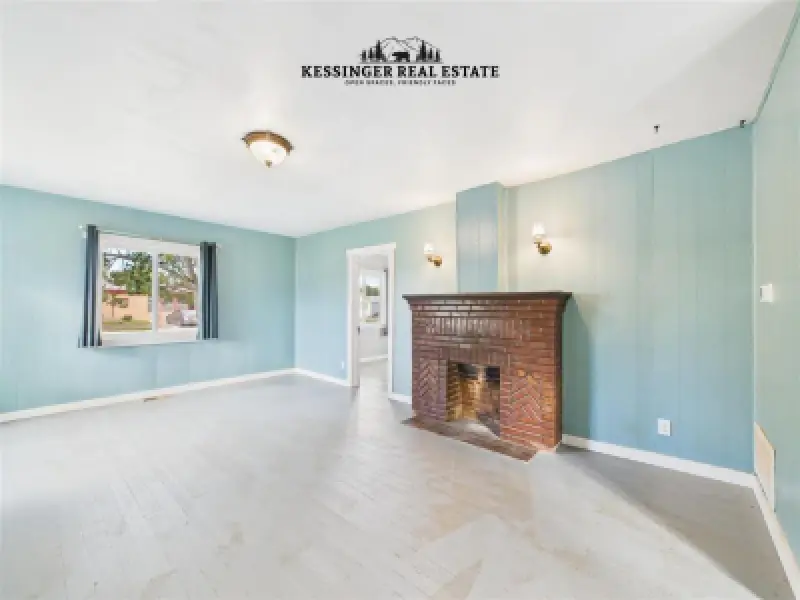 5 3rd St Lovell #3