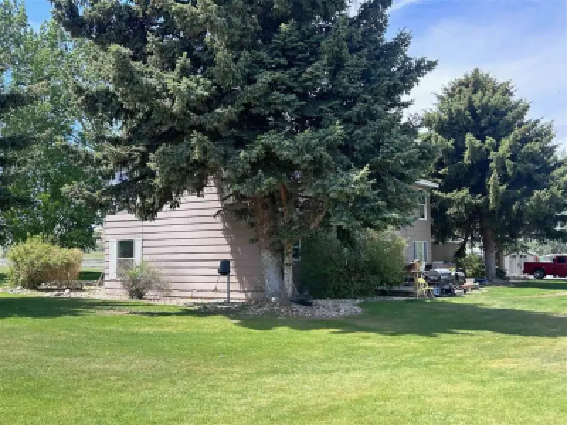 969 Hwy 14 Greybull #65