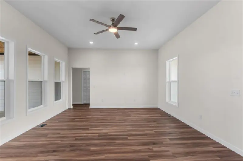 793 Hwy 310 Deaver #18
