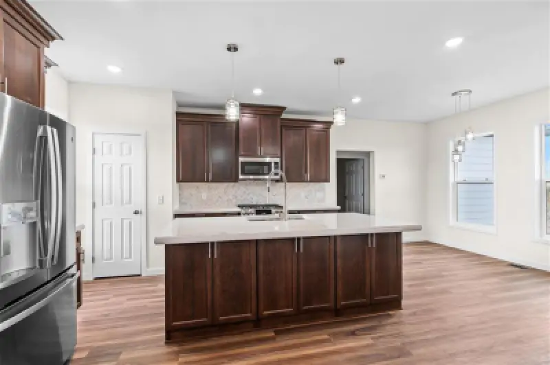 793 Hwy 310 Deaver #7