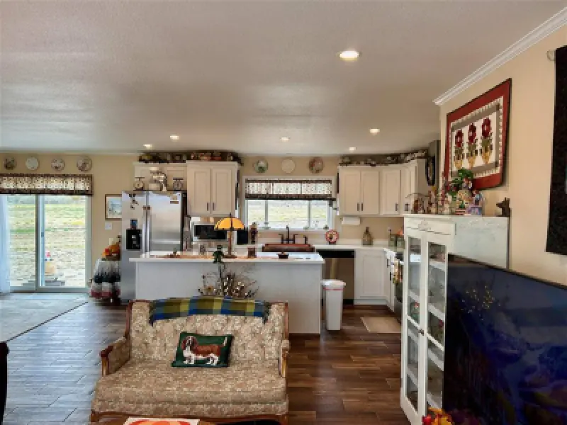 4127 Golf Course Rd Basin #11