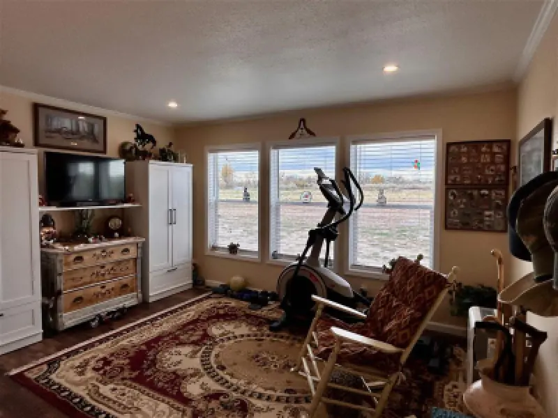 4127 Golf Course Rd Basin #32