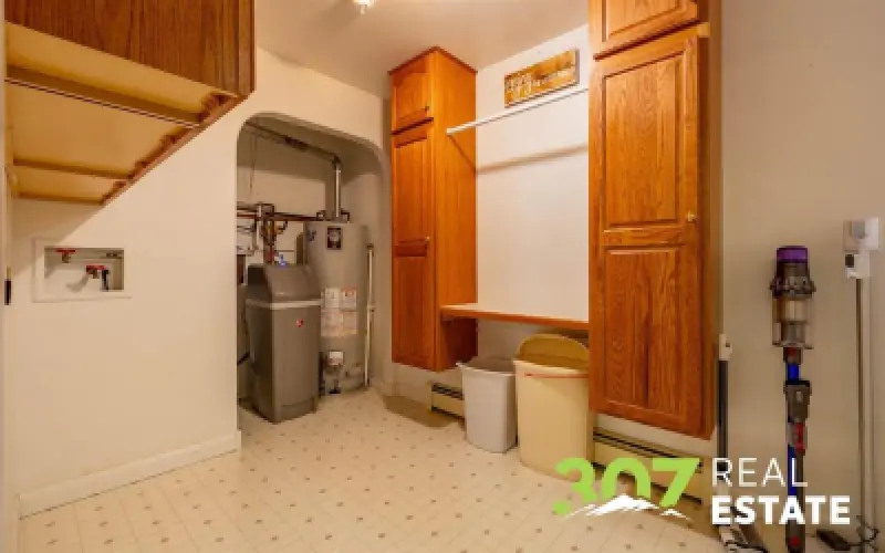 866 Road 6 Powell #16