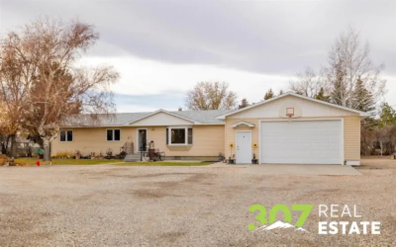 866 Road 6 Powell #4