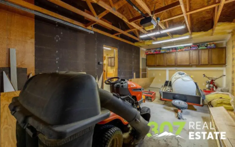 866 Road 6 Powell #44