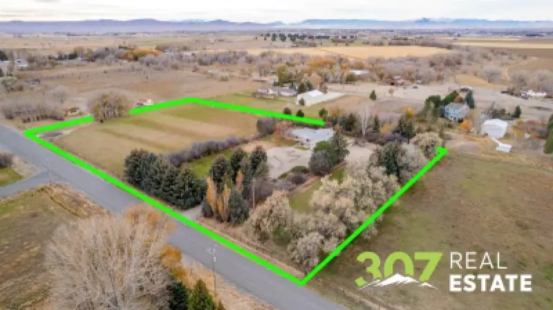 866 Road 6 Powell #53