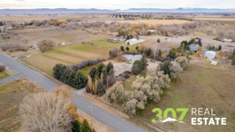 866 Road 6 Powell #57