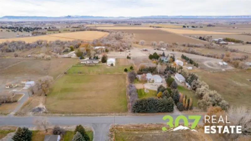 866 Road 6 Powell #60