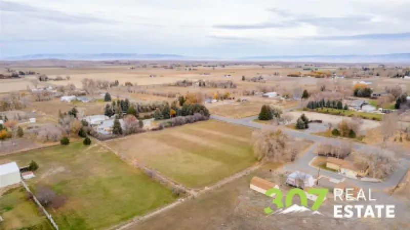 866 Road 6 Powell #61