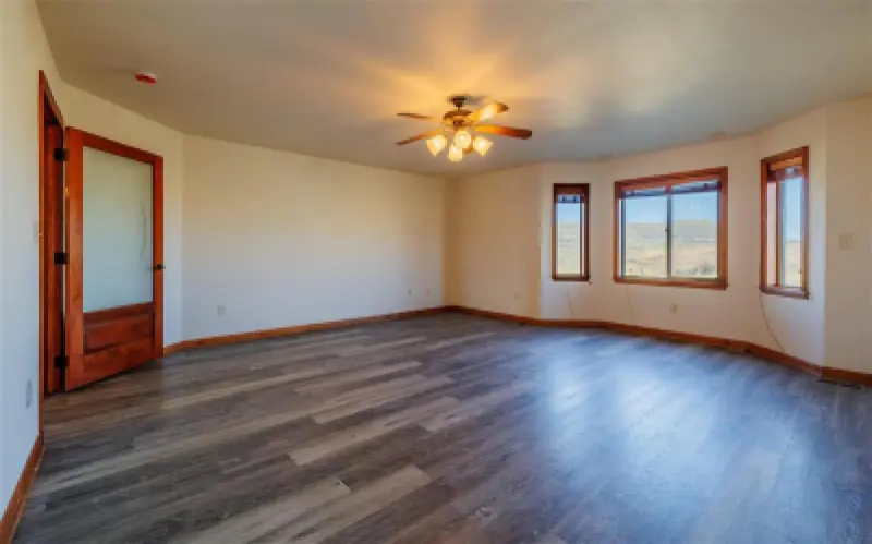 2477 Beaver Creek Rd Shell #11