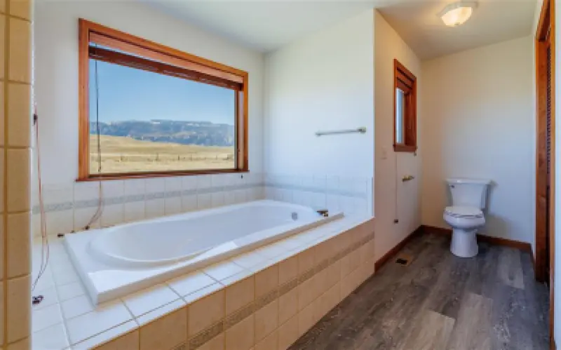 2477 Beaver Creek Rd Shell #14