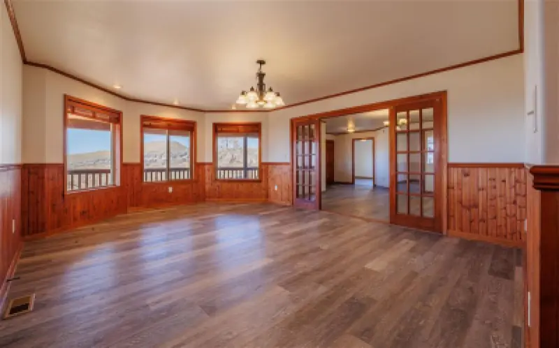 2477 Beaver Creek Rd Shell #17