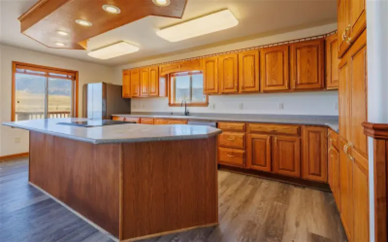 2477 Beaver Creek Rd Shell #19