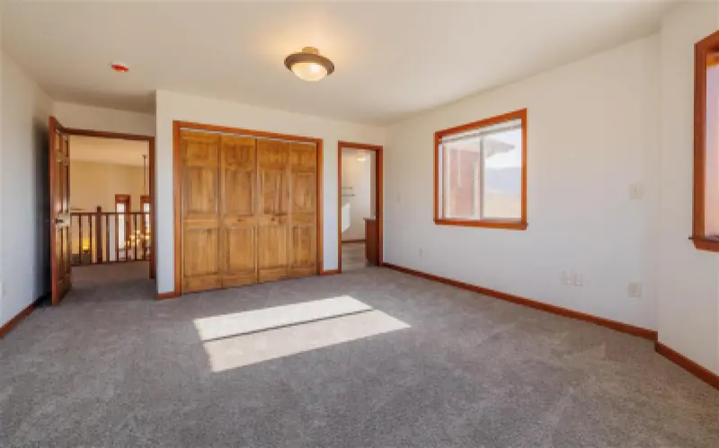 2477 Beaver Creek Rd Shell #34