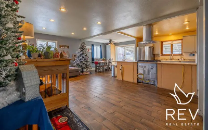 1136 Olive Rd Powell #6