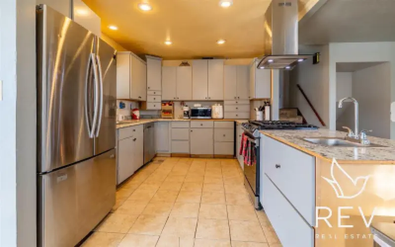 1136 Olive Rd Powell #9