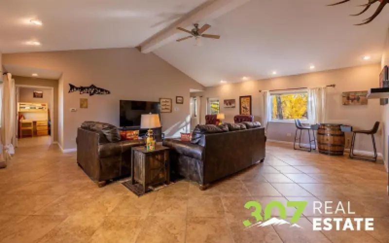 1010 River Grove Dr Meeteetse #13
