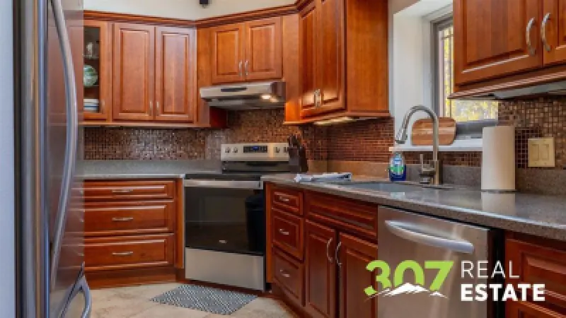 1010 River Grove Dr Meeteetse #5