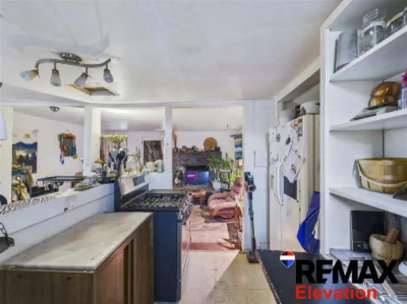 1725 Alger Ave Cody #17