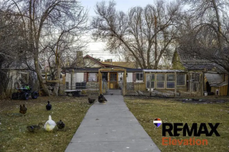 1725 Alger Ave Cody #7