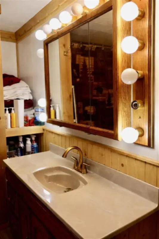 1608 Alger Ave Cody #11