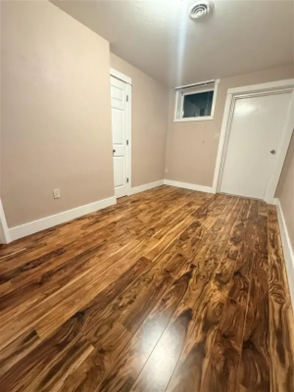 1608 Alger Ave Cody #25