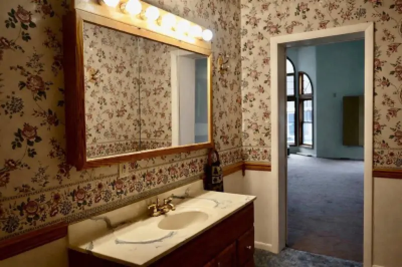 1608 Alger Ave Cody #4