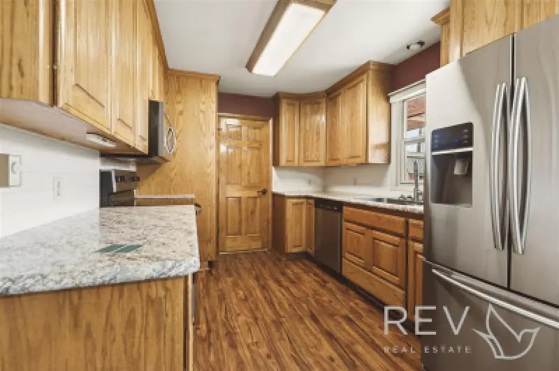 2202 Gentle St Cody #8