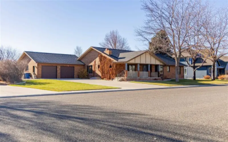2340 Larkspur Ct Cody #1