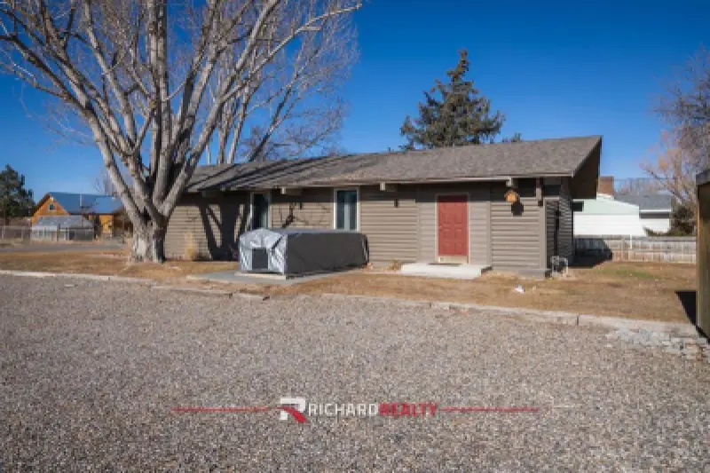 160 Pleasant View Dr Worland #20