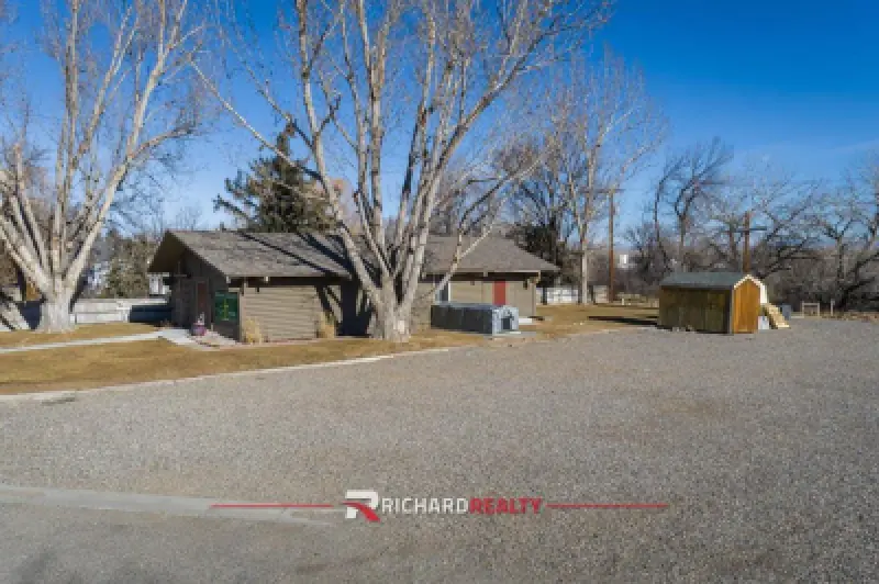 160 Pleasant View Dr Worland #3