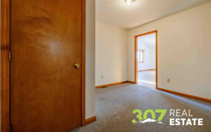 2713 Cougar Ave Cody #11