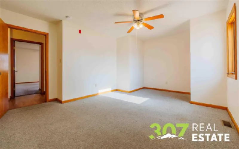 2713 Cougar Ave Cody #14