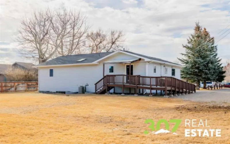 2713 Cougar Ave Cody #35