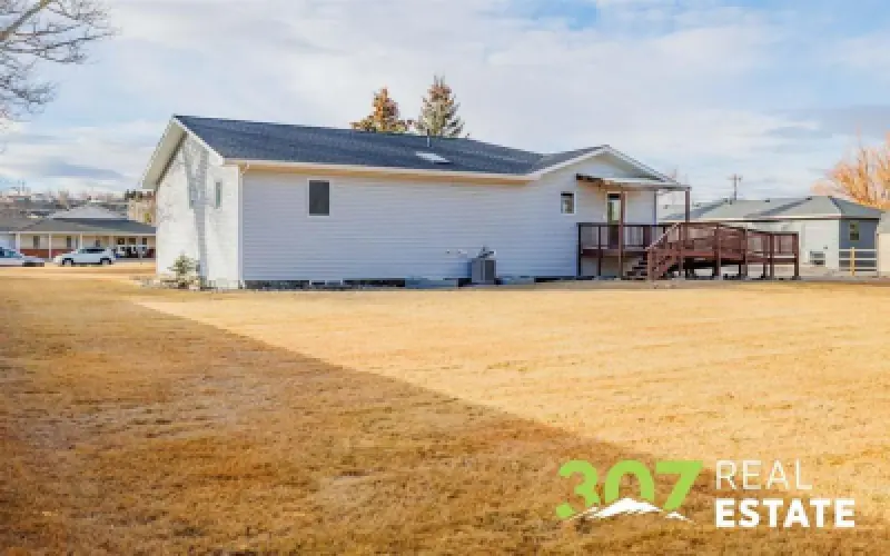 2713 Cougar Ave Cody #36