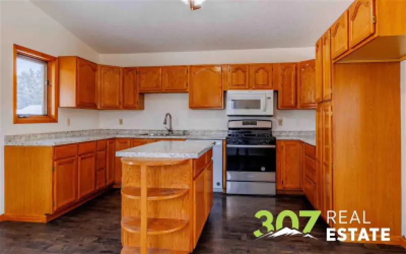 2713 Cougar Ave Cody #7