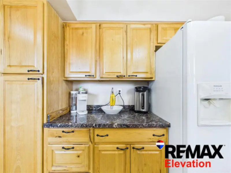 569 S Ferris St Powell #6