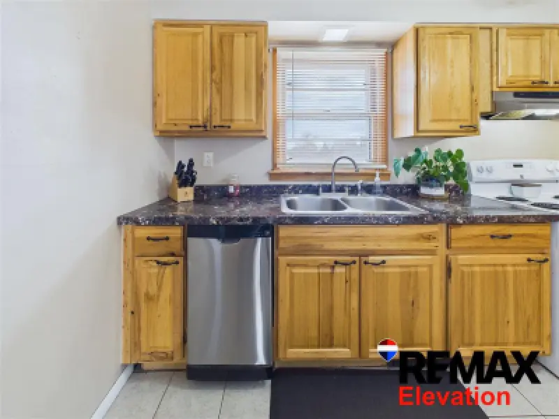 569 S Ferris St Powell #8